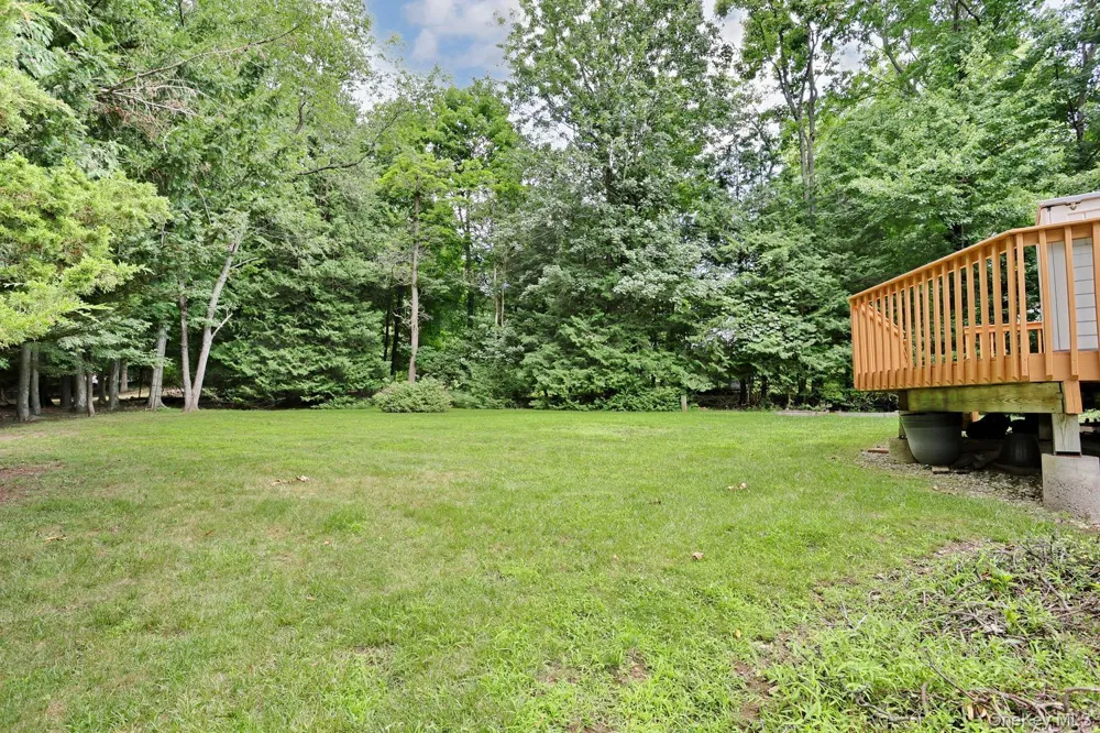 160 Pascack Road Chestnut Ridge, NY 10965