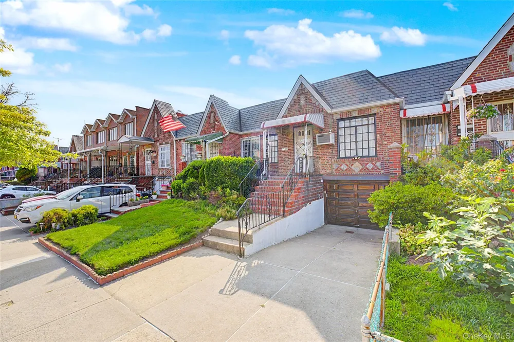 5904 146th Street Flushing, NY 11355