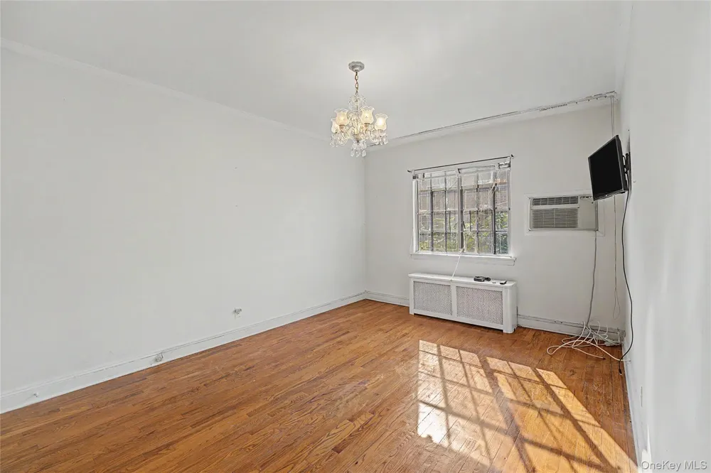 5904 146th Street Flushing, NY 11355