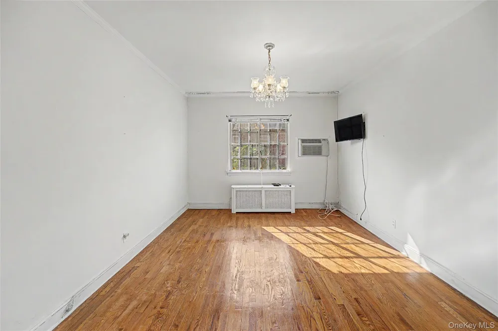 5904 146th Street Flushing, NY 11355