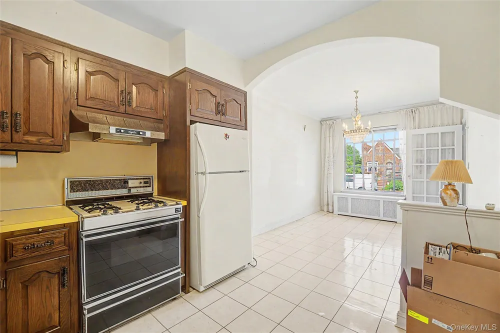 5904 146th Street Flushing, NY 11355