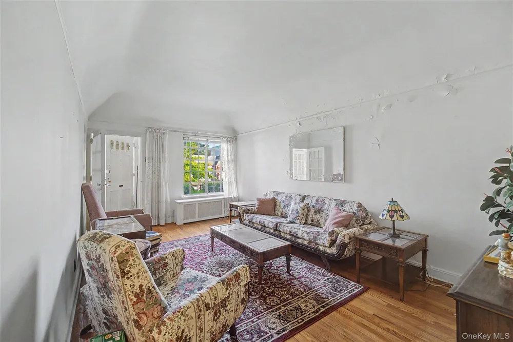 5904 146th Street Flushing, NY 11355