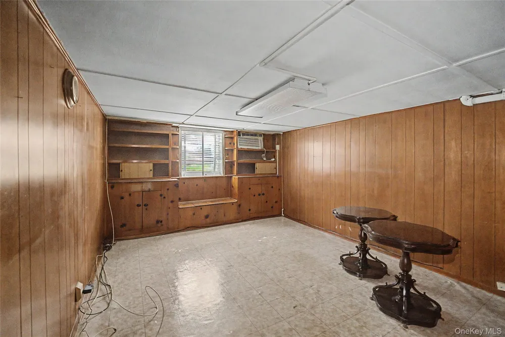 5904 146th Street Flushing, NY 11355