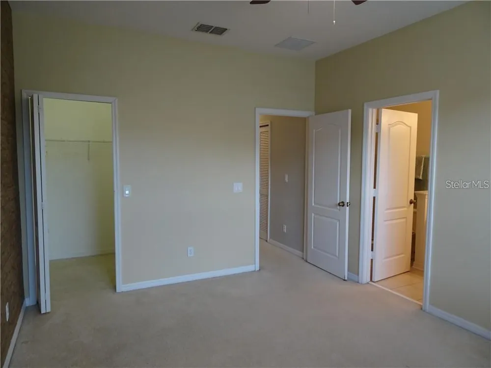 3473 VICTORIA PINES DRIVE #218 Orlando, FL 32829