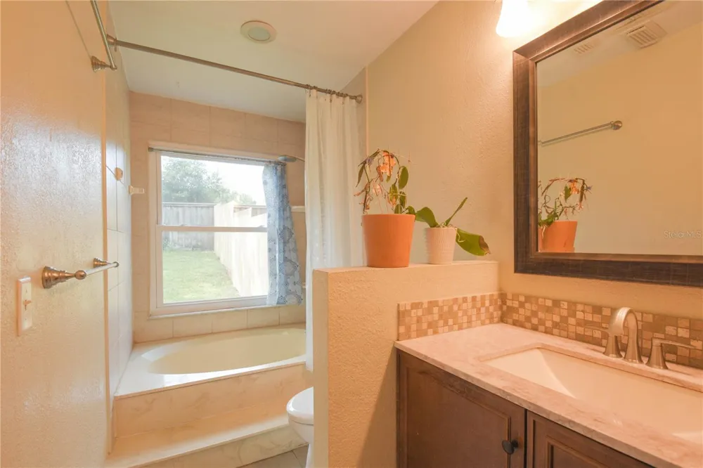 321 KIRKCALDY DRIVE Winter Springs, FL 32708