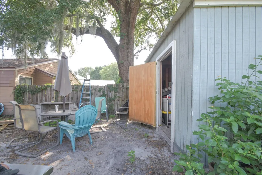 321 KIRKCALDY DRIVE Winter Springs, FL 32708