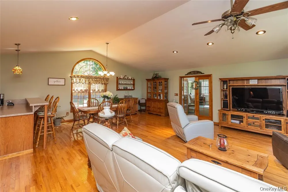 31 Bendlin Lane Howells, NY 10932
