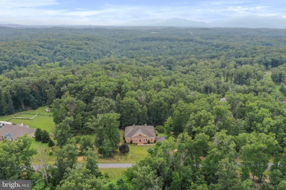 289 RELIANCE WOODS DRIVE Middletown, VA 22645