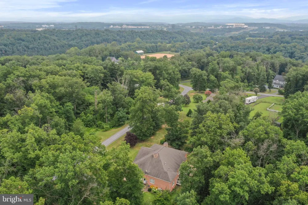 289 RELIANCE WOODS DRIVE Middletown, VA 22645