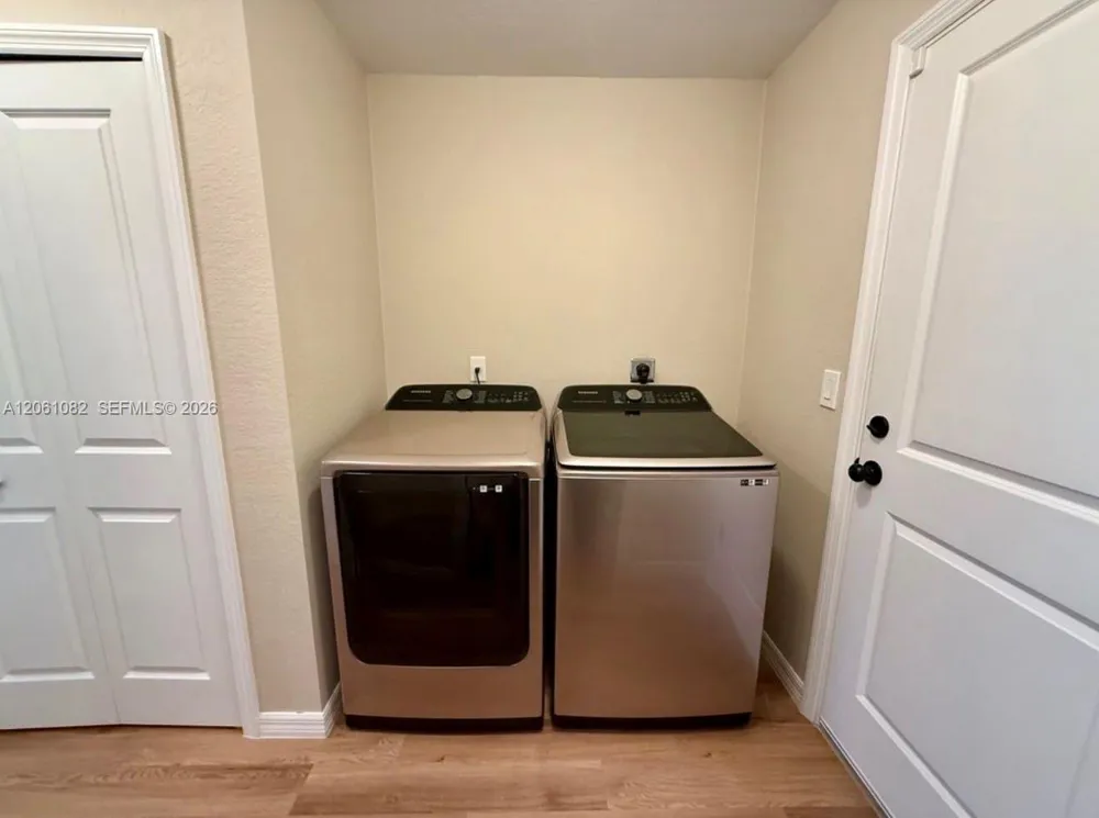 7033 Waldo Cir La Belle, FL 33935
