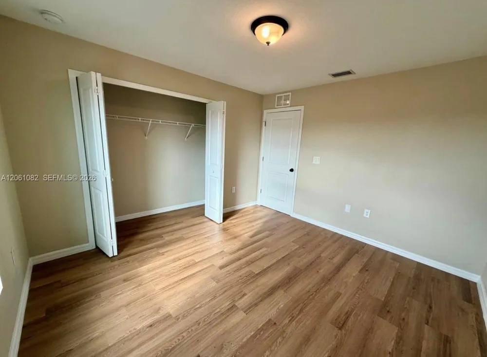 7033 Waldo Cir La Belle, FL 33935