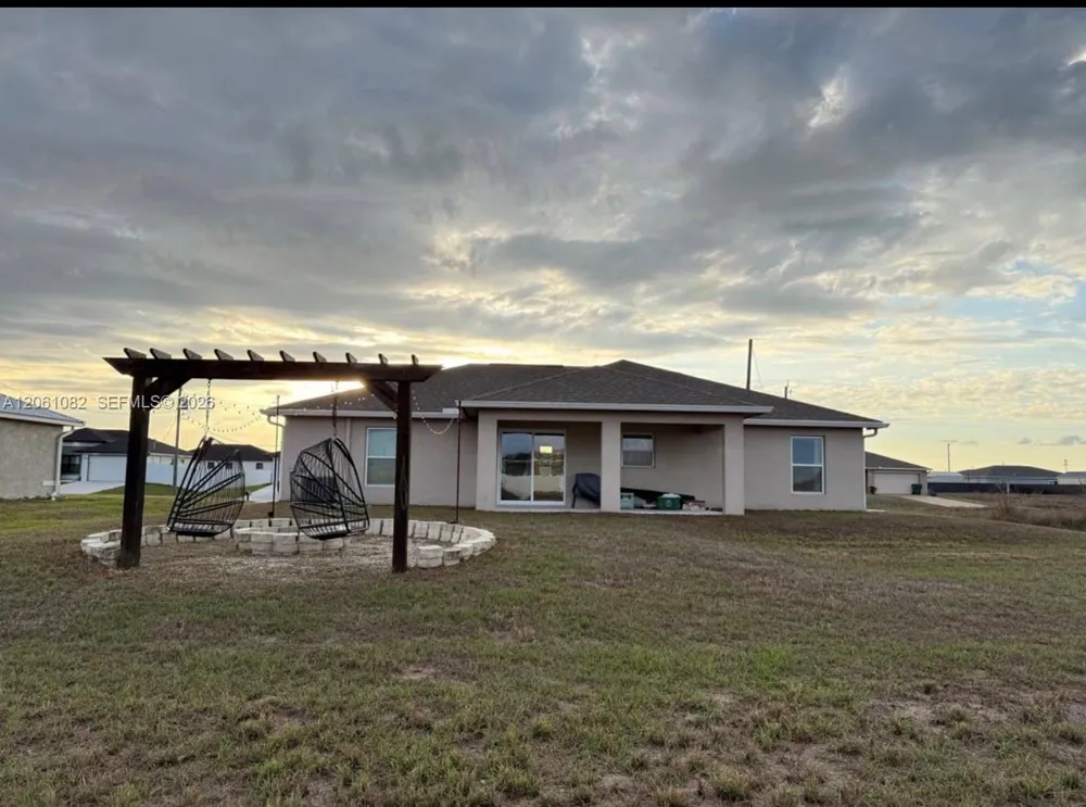 7033 Waldo Cir La Belle, FL 33935