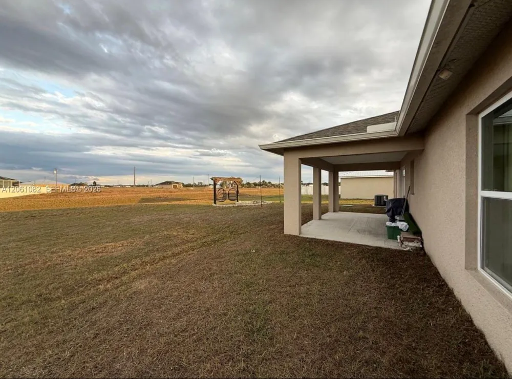 7033 Waldo Cir La Belle, FL 33935