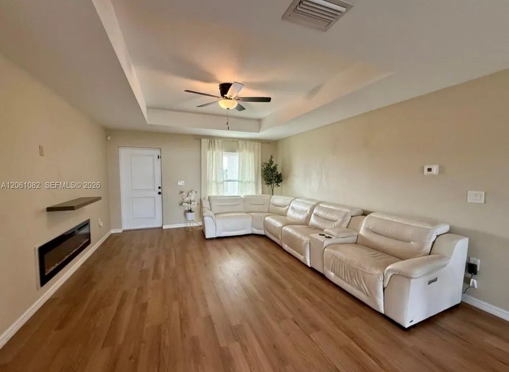 7033 Waldo Cir La Belle, FL 33935