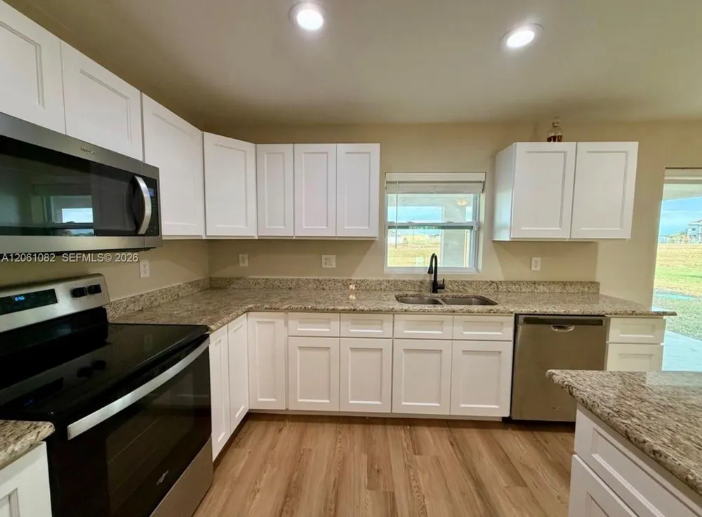 7033 Waldo Cir La Belle, FL 33935