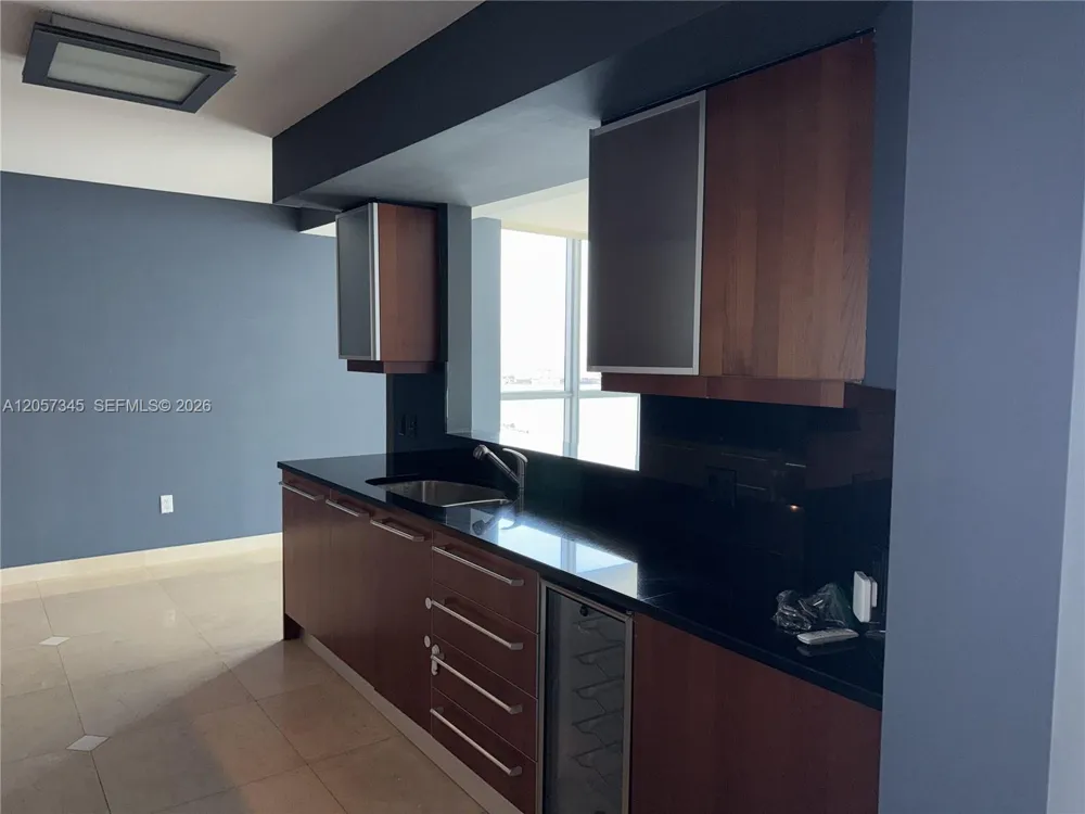 1331 Brickell Bay Dr #2801 Miami, FL 33131