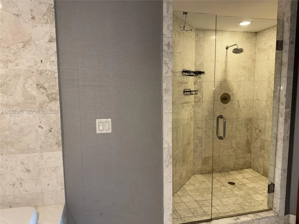 1331 Brickell Bay Dr #2801 Miami, FL 33131