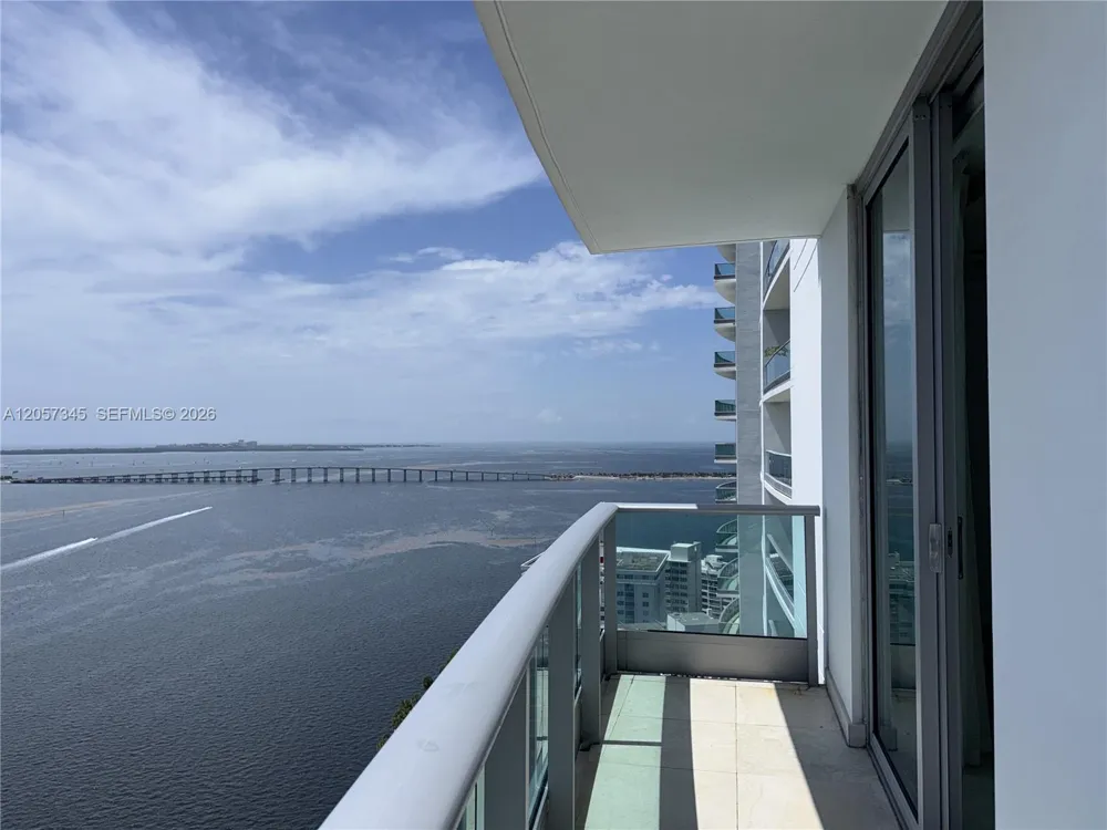 1331 Brickell Bay Dr #2801 Miami, FL 33131