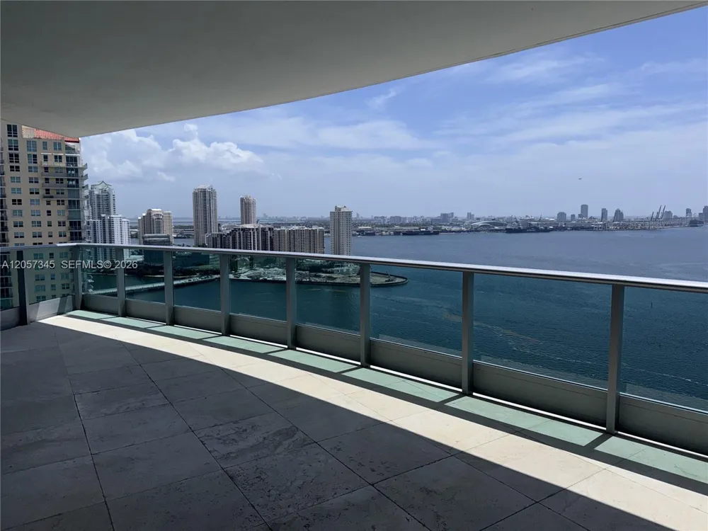 1331 Brickell Bay Dr #2801 Miami, FL 33131