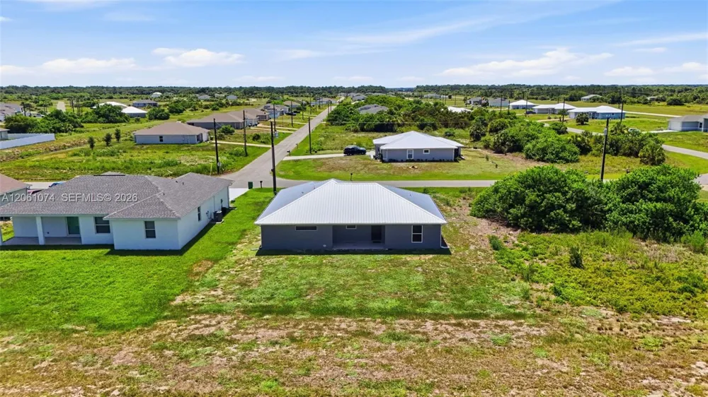 146 Plantation Dr La Belle, FL 33935