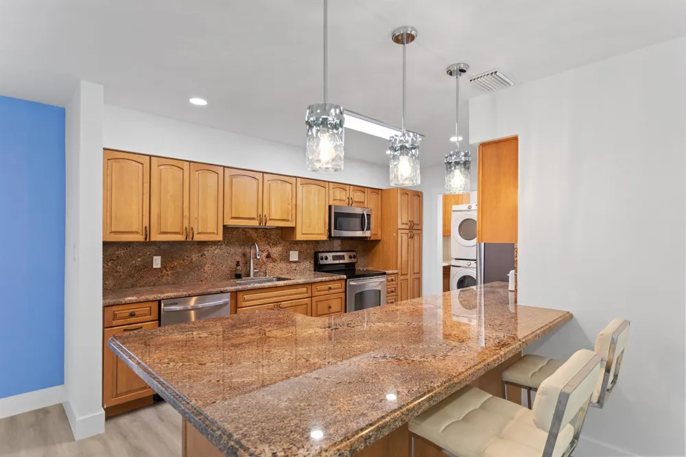 317 NE 3RD AVENUE Dania Beach, FL 33004