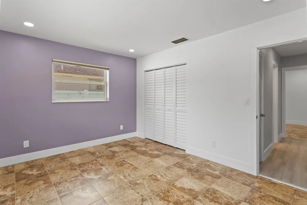 317 NE 3RD AVENUE Dania Beach, FL 33004