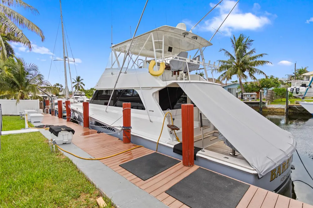 317 NE 3RD AVENUE Dania Beach, FL 33004