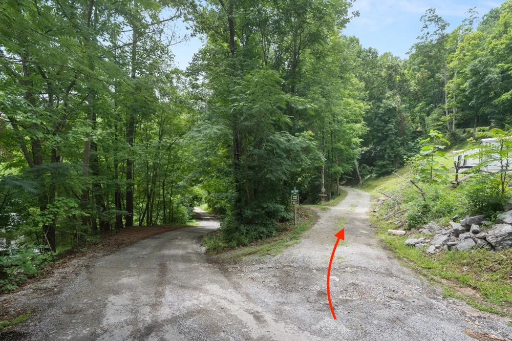250 Owl Trce Smithville, TN 37166