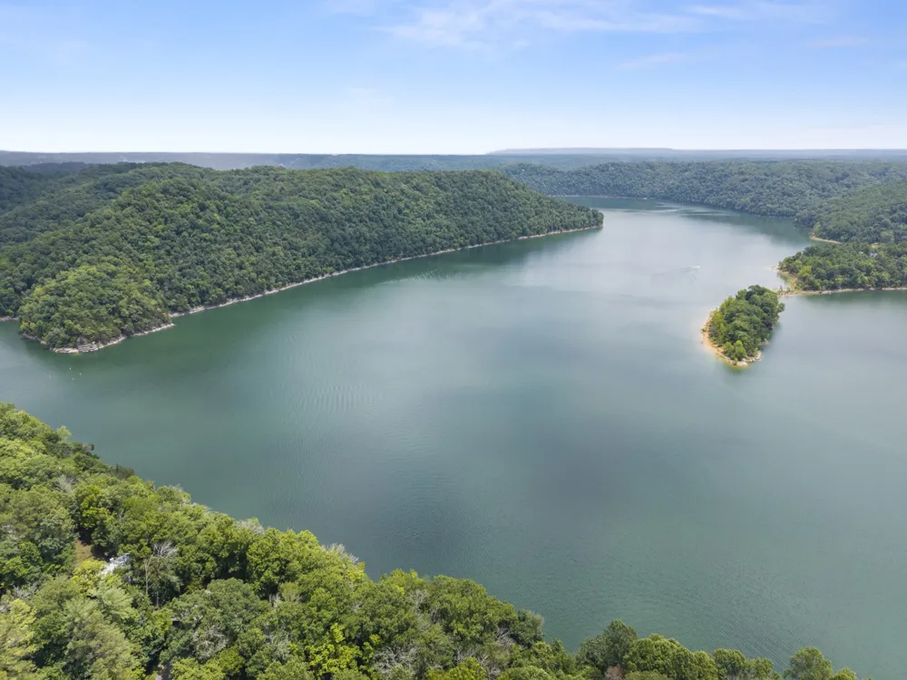 250 Owl Trce Smithville, TN 37166