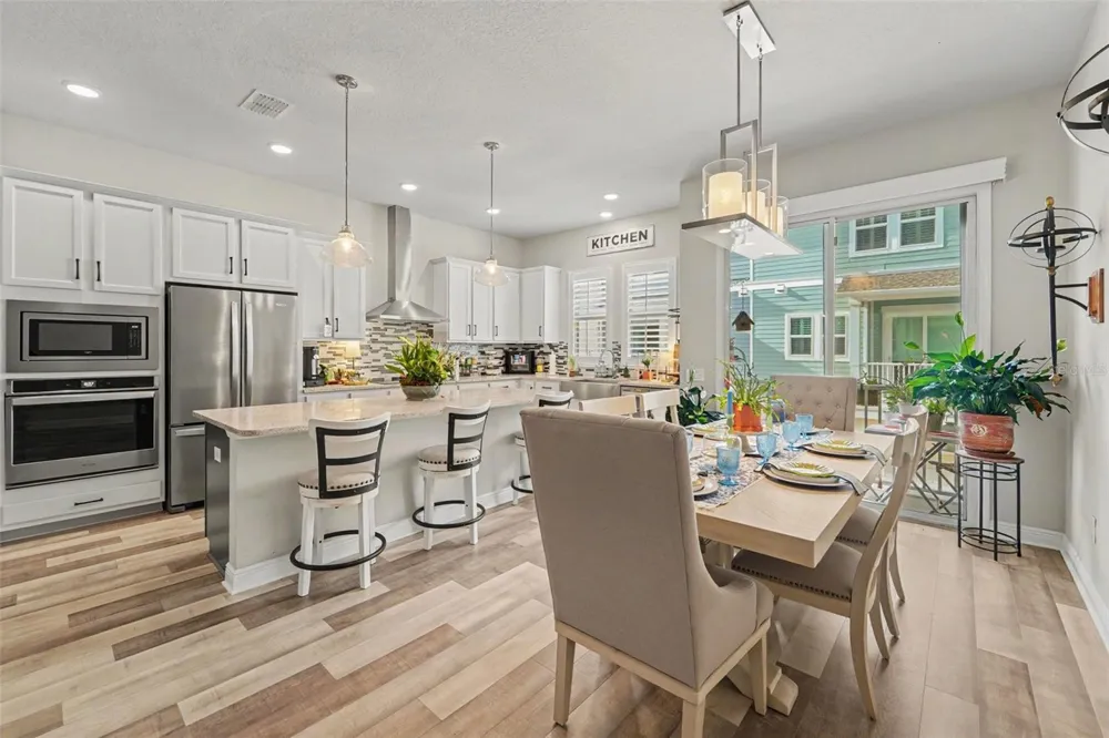 9567 CAVENDISH DRIVE Tampa, FL 33626