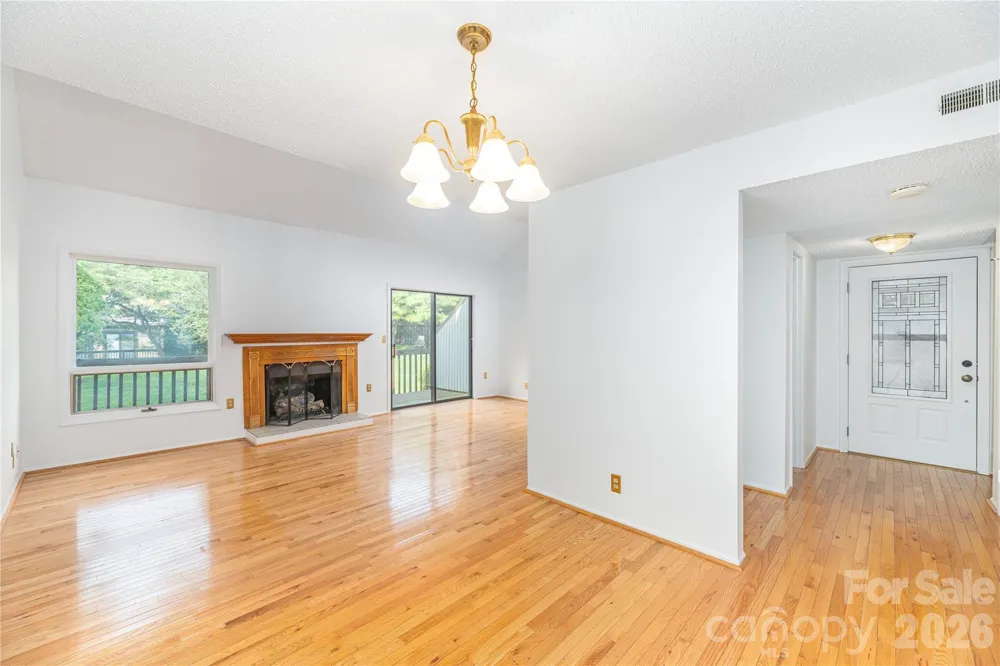 30 Maple Ridge Lane Asheville, NC 28806