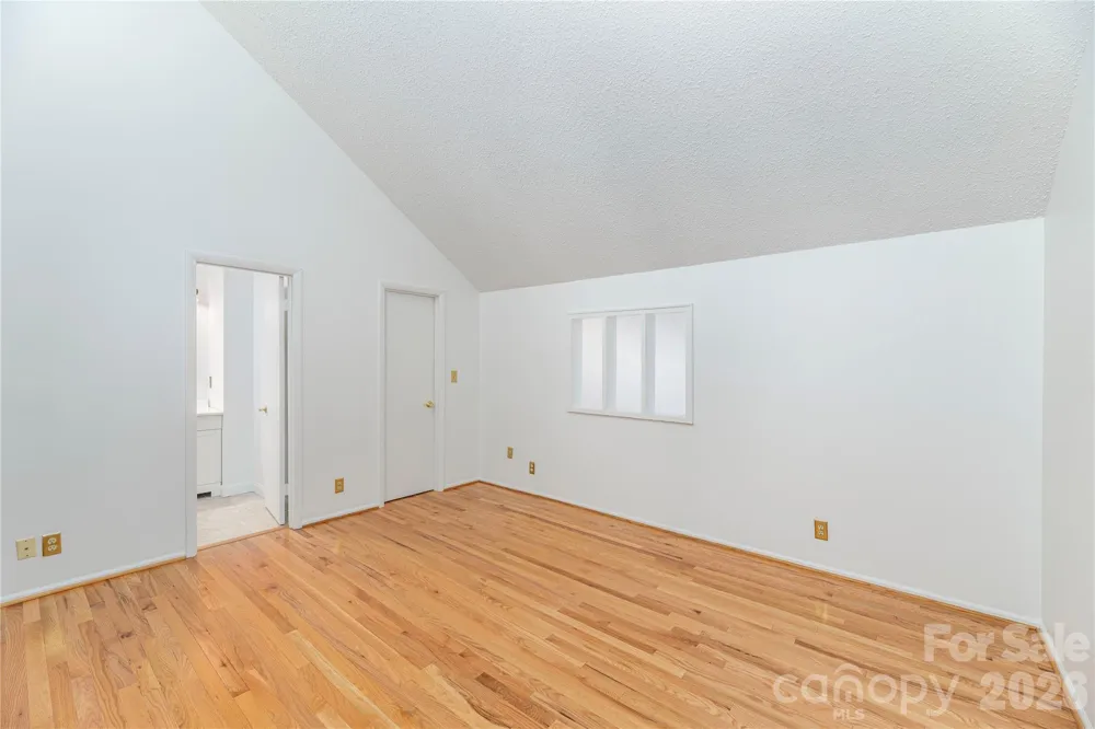 30 Maple Ridge Lane Asheville, NC 28806