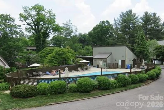 30 Maple Ridge Lane Asheville, NC 28806