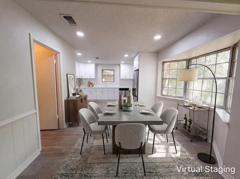 304 Brook Hollow Drive DeSoto, TX 75115