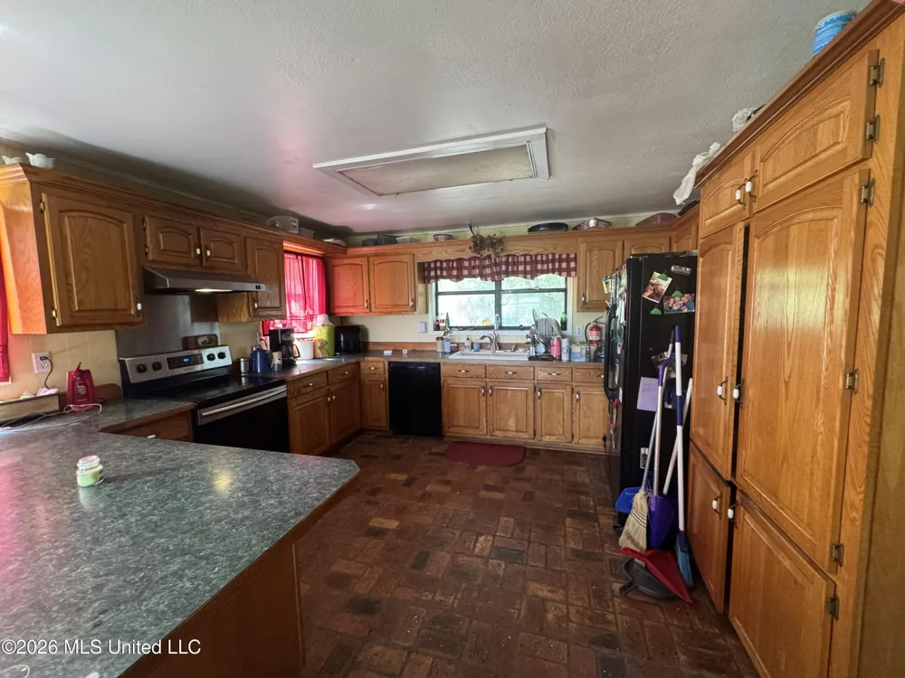 119 Elbert Stringer Lane Lucedale, MS 39452