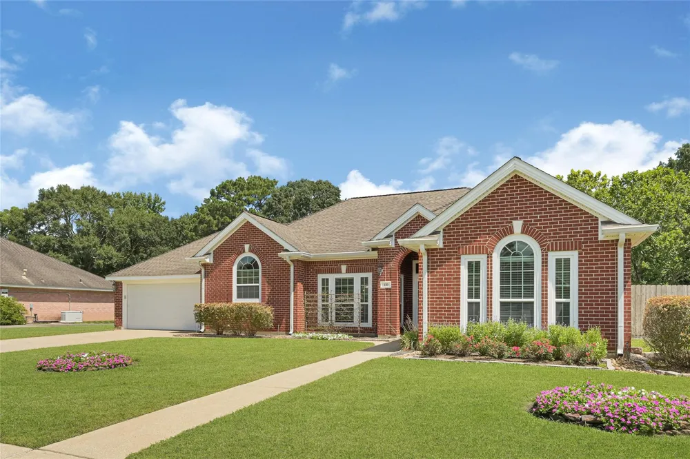 110 Regal Lane Liberty, TX 77575