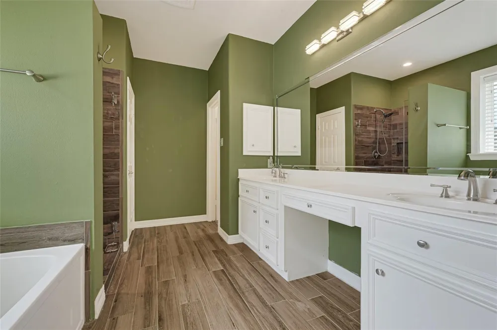 110 Regal Lane Liberty, TX 77575