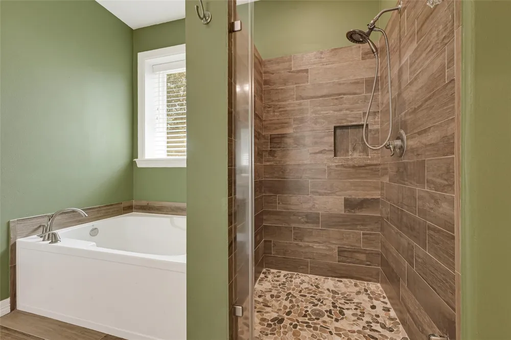 110 Regal Lane Liberty, TX 77575