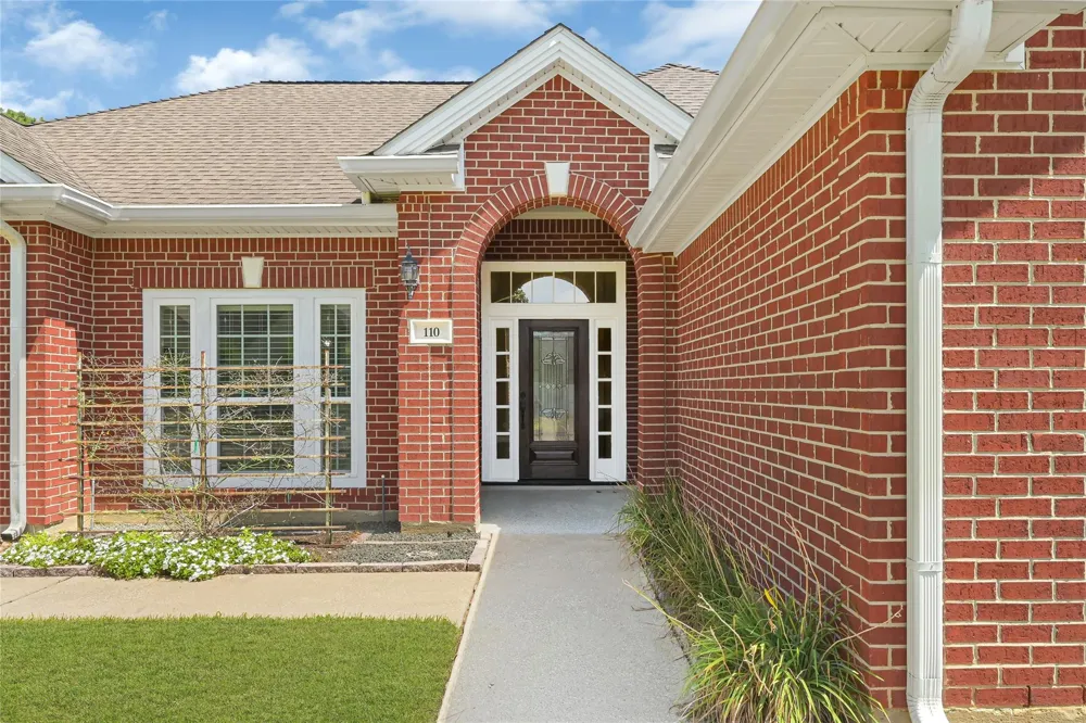 110 Regal Lane Liberty, TX 77575
