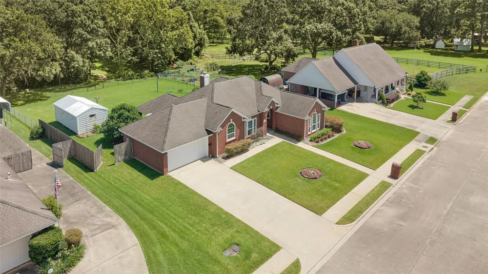 110 Regal Lane Liberty, TX 77575