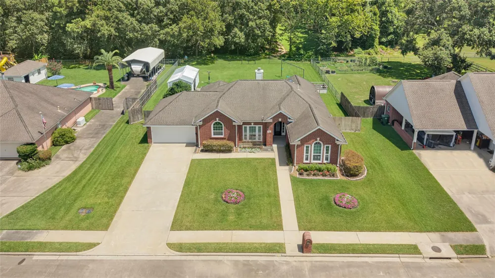 110 Regal Lane Liberty, TX 77575