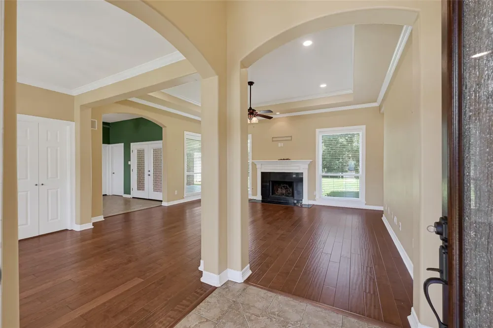 110 Regal Lane Liberty, TX 77575