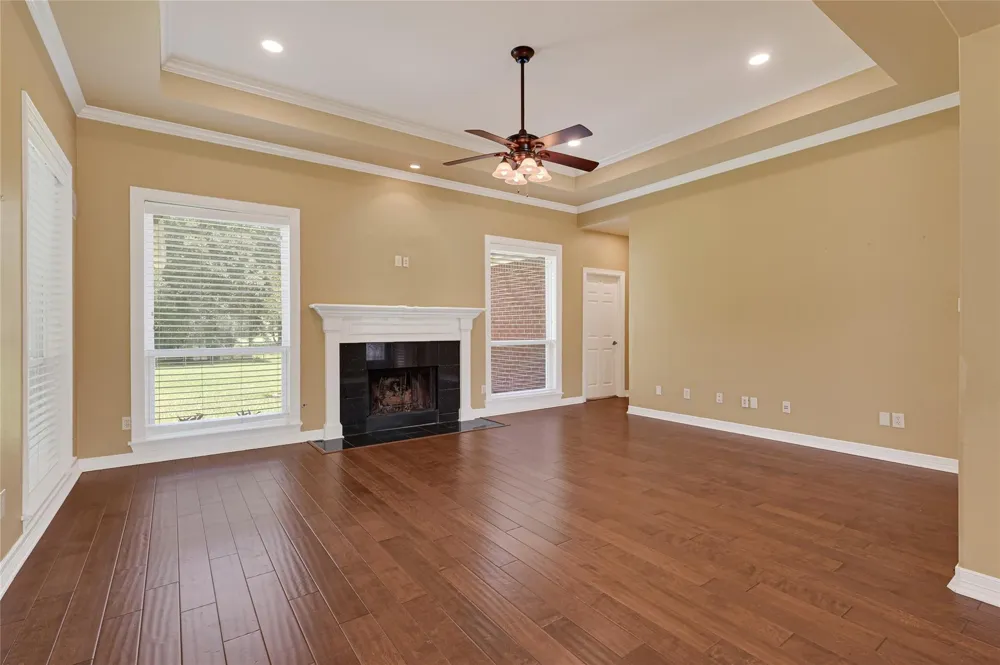 110 Regal Lane Liberty, TX 77575