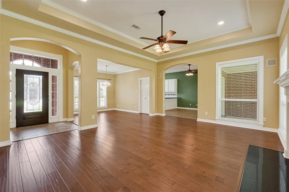 110 Regal Lane Liberty, TX 77575