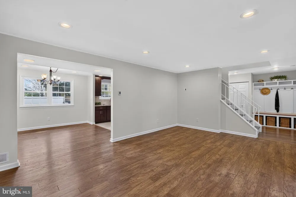 3442 MANSION DRIVE Bensalem, PA 19020