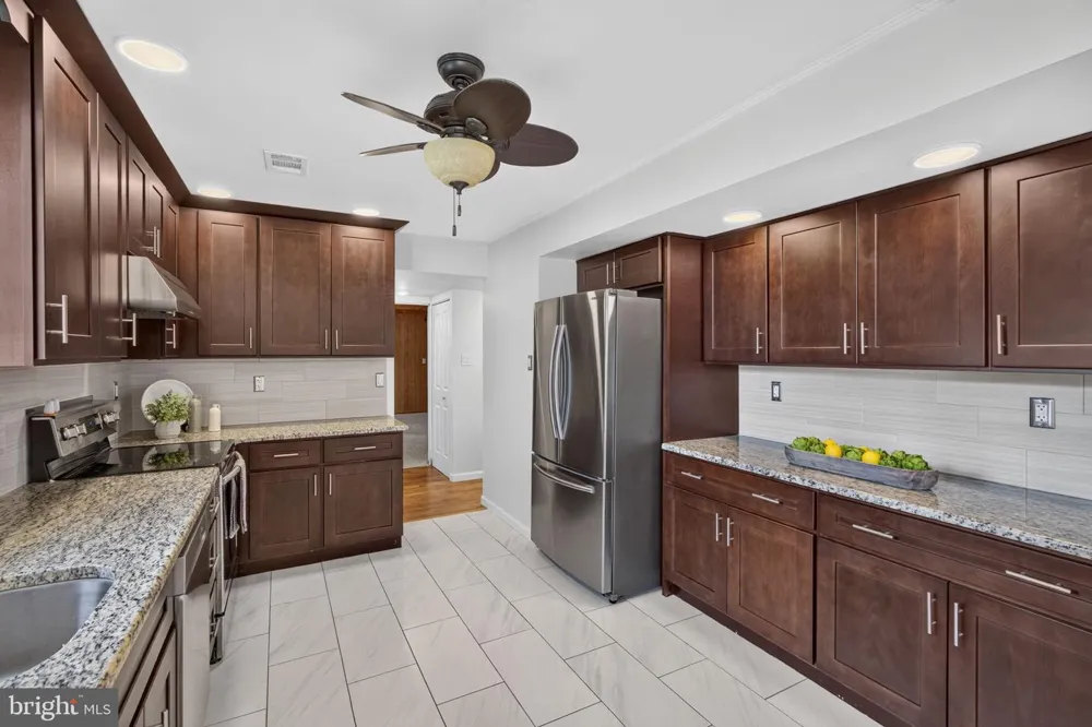 3442 MANSION DRIVE Bensalem, PA 19020