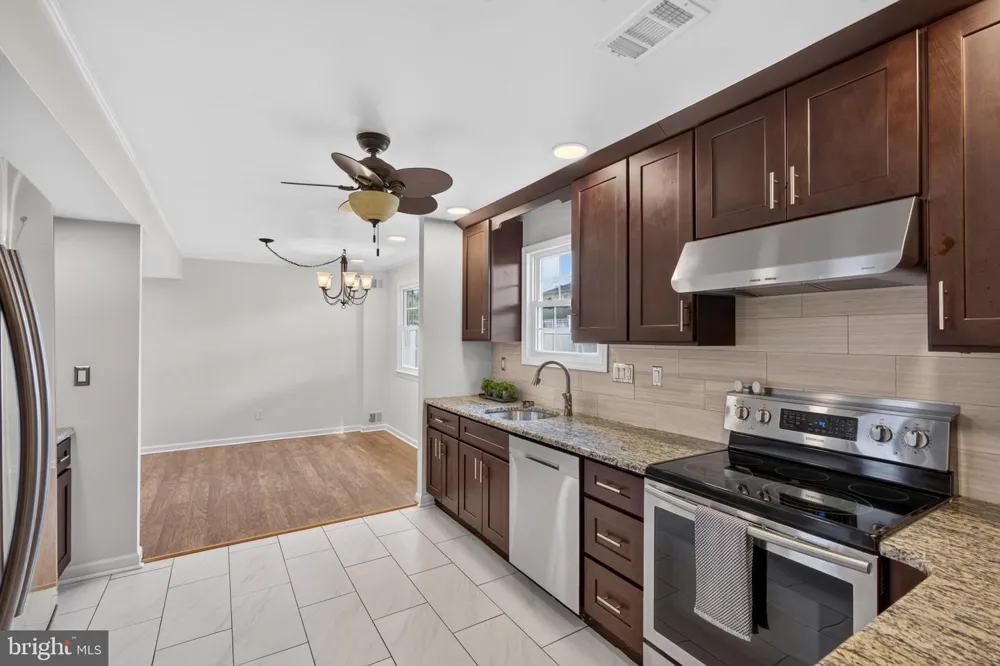 3442 MANSION DRIVE Bensalem, PA 19020