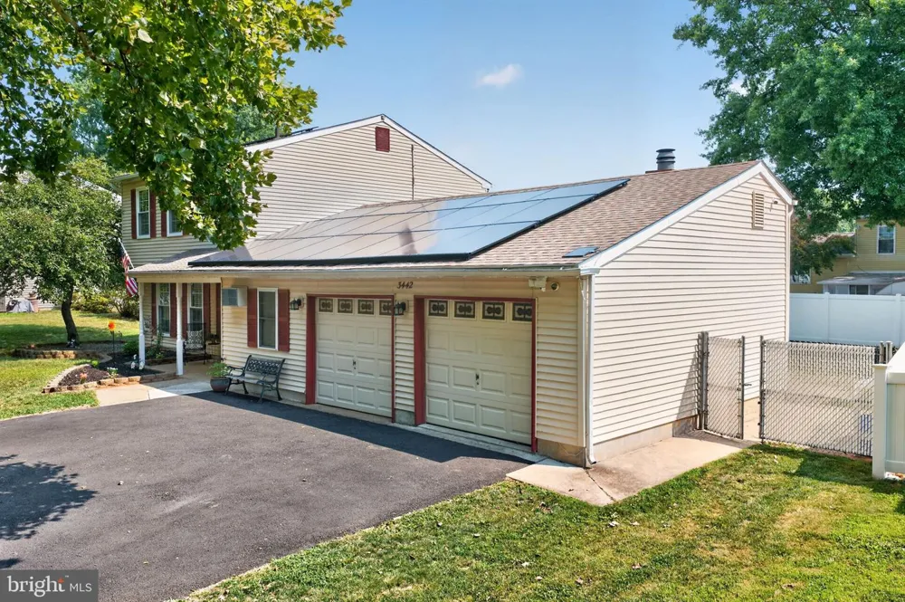 3442 MANSION DRIVE Bensalem, PA 19020