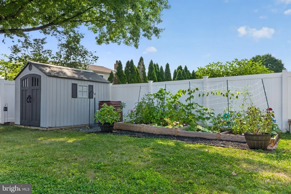 3442 MANSION DRIVE Bensalem, PA 19020