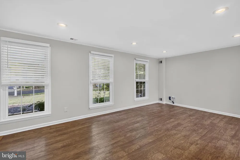 3442 MANSION DRIVE Bensalem, PA 19020